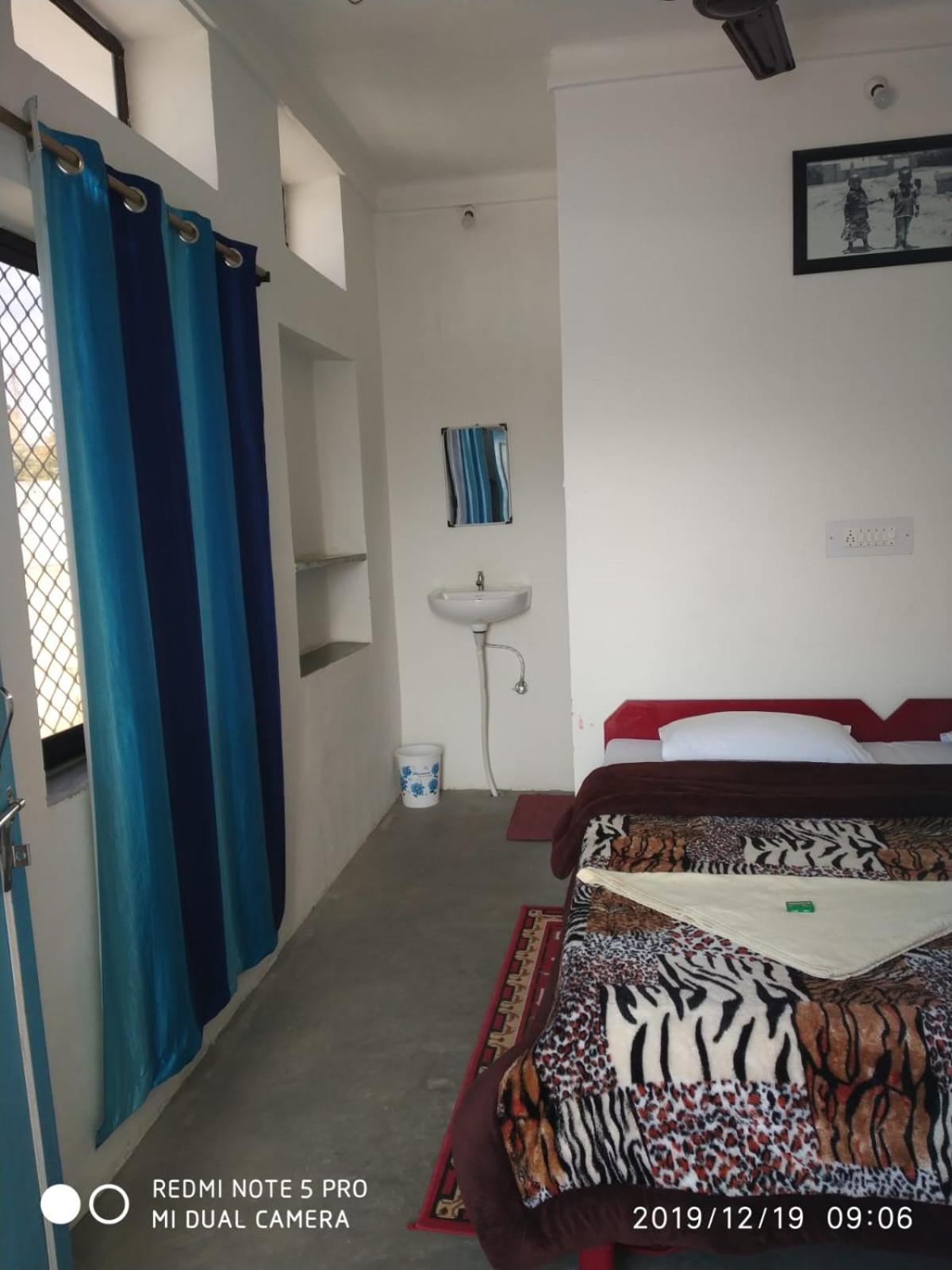 Rajguru Guest House Пушкар Экстерьер фото