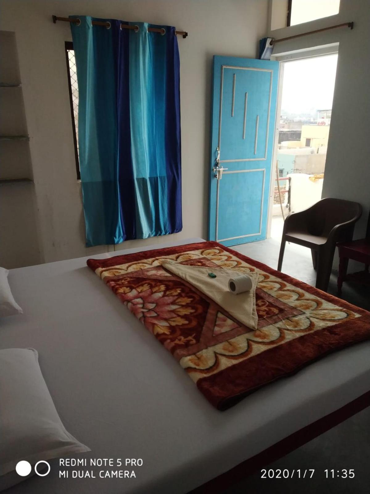 Rajguru Guest House Пушкар Экстерьер фото